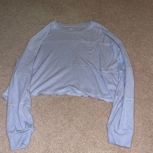 Blue cropped Hollister Long Sleeved Top✨